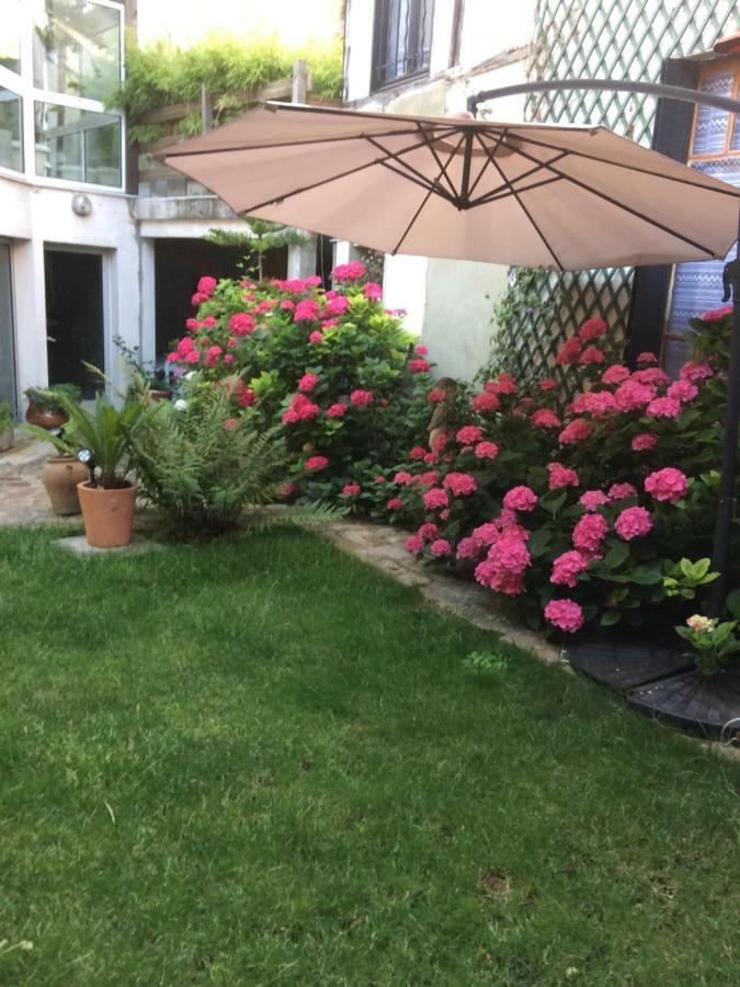Le Clos Saint Nizier Troyes - Cathedrale- Parking - Wifi Екстер'єр фото